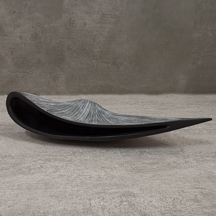 Nordic Shaped Resin Vase