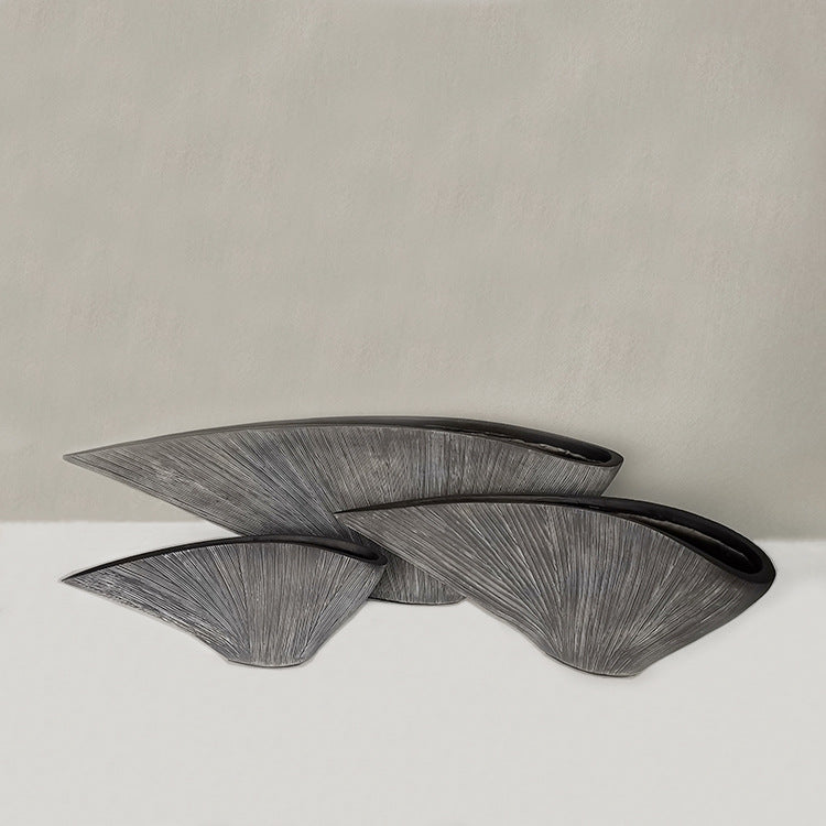 Nordic Shaped Resin Vase