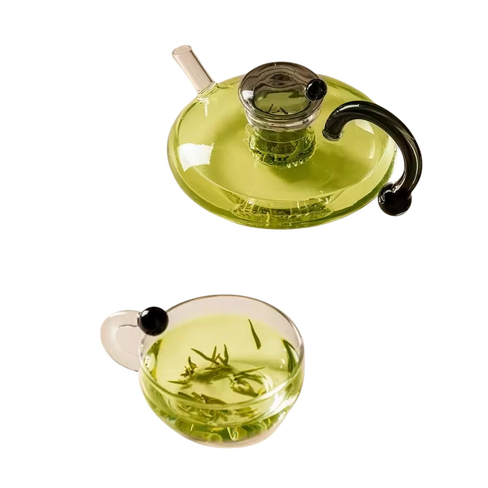 Nordic High-Borosilicate Glass Teapot | Mouse Tail Handle