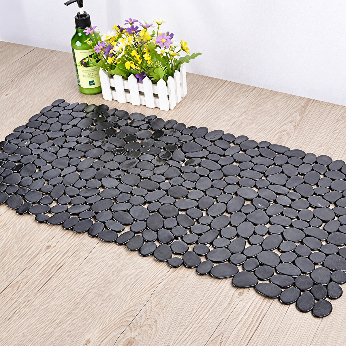 Black Pebble Bathtub Mat