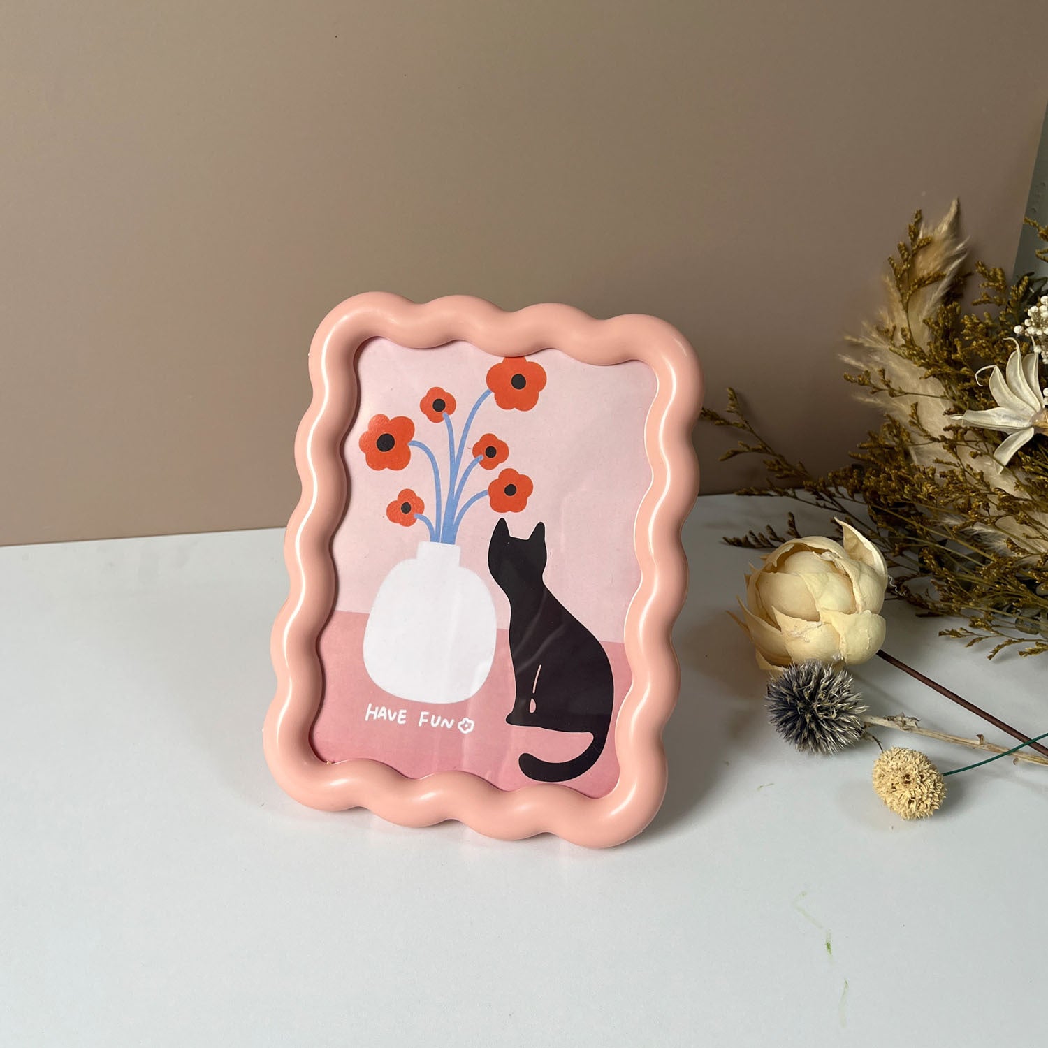 Cream Style Wavy Acrylic Photo Frame