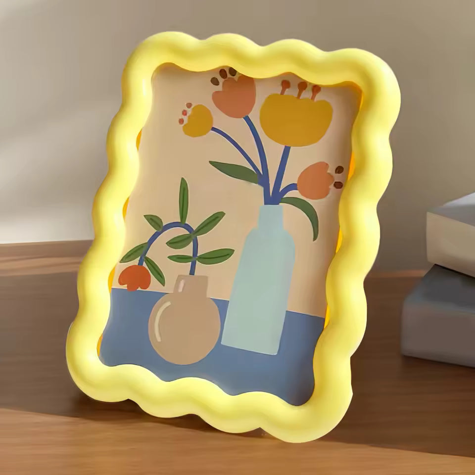 Cream Style Wavy Acrylic Photo Frame