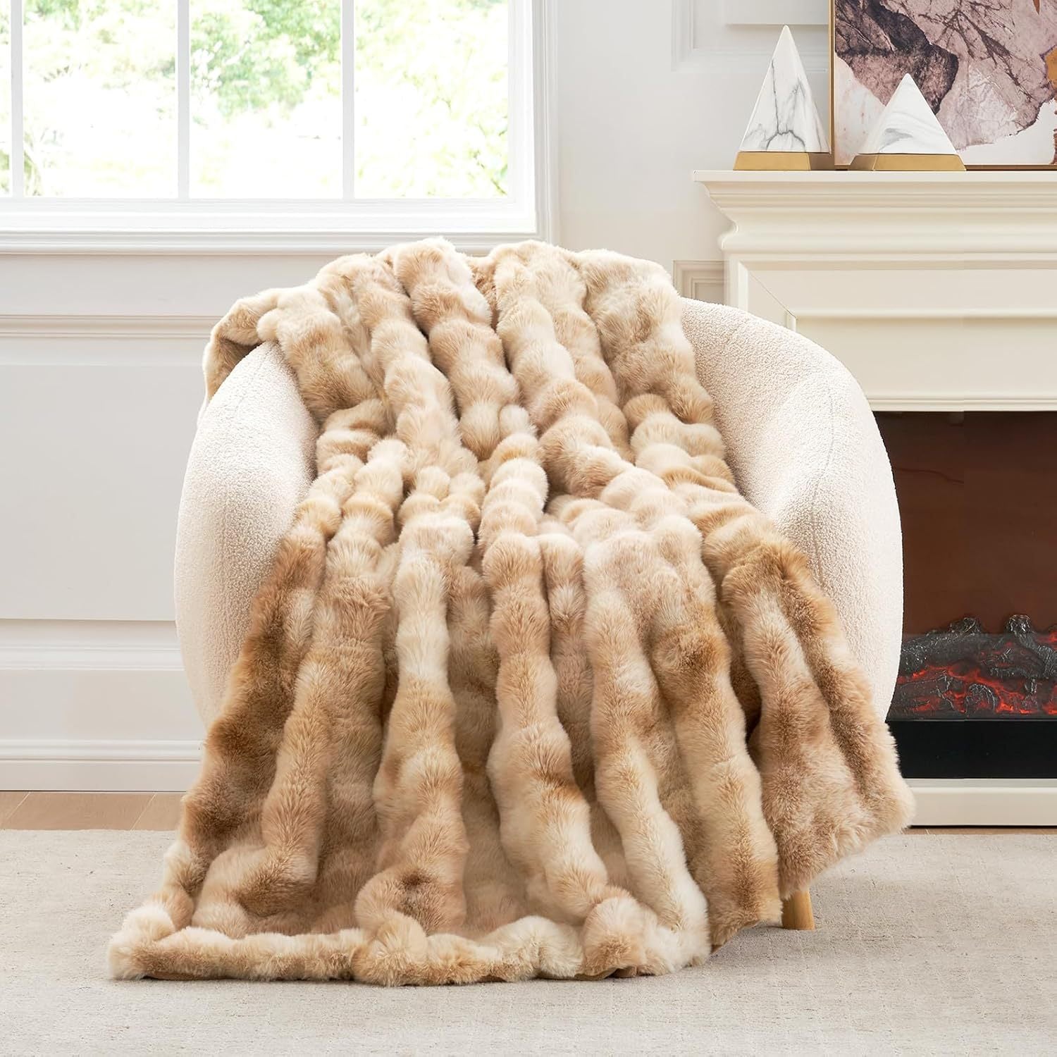Cozy Faux Fur Throw Blanket