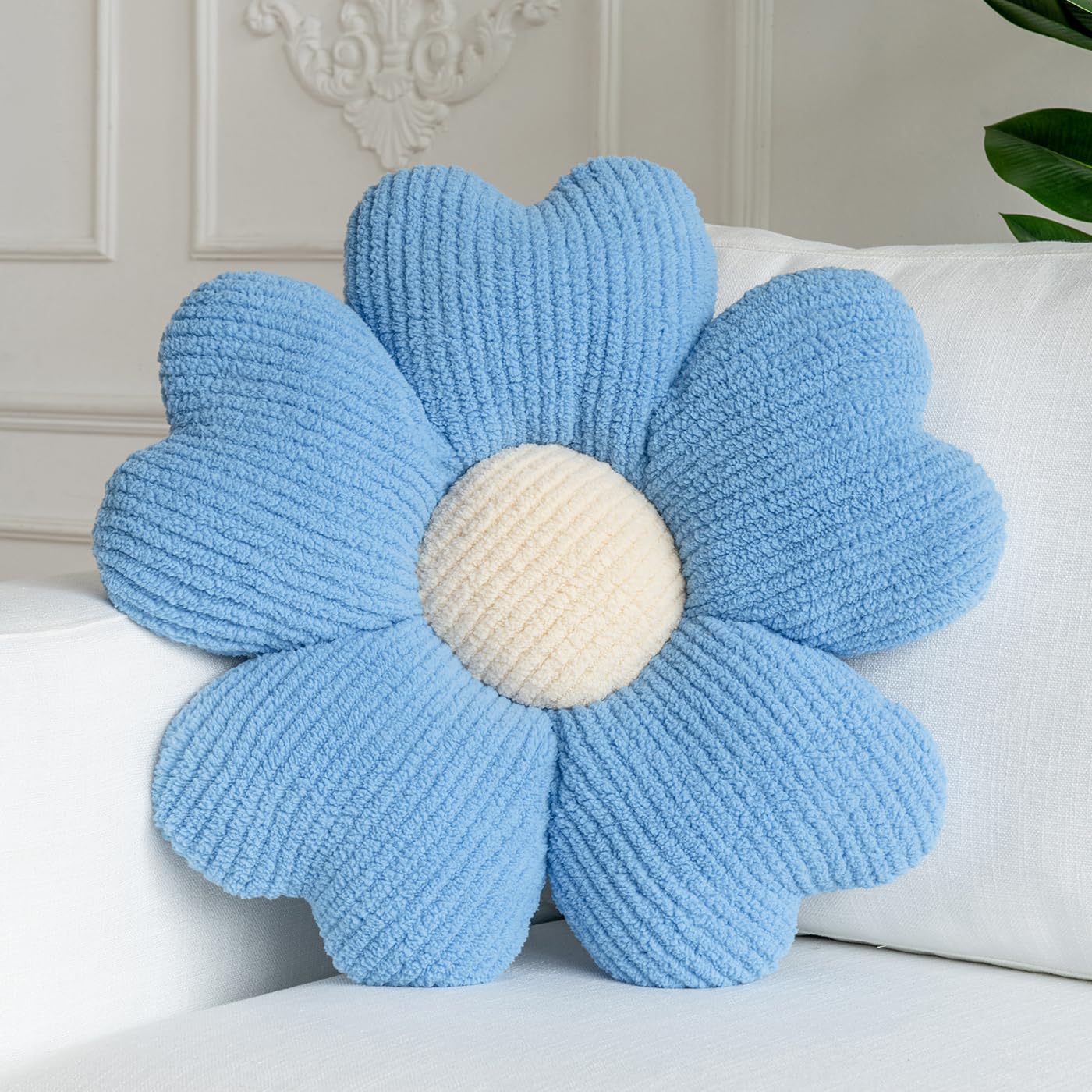 Daisy Flower Throw Pillow