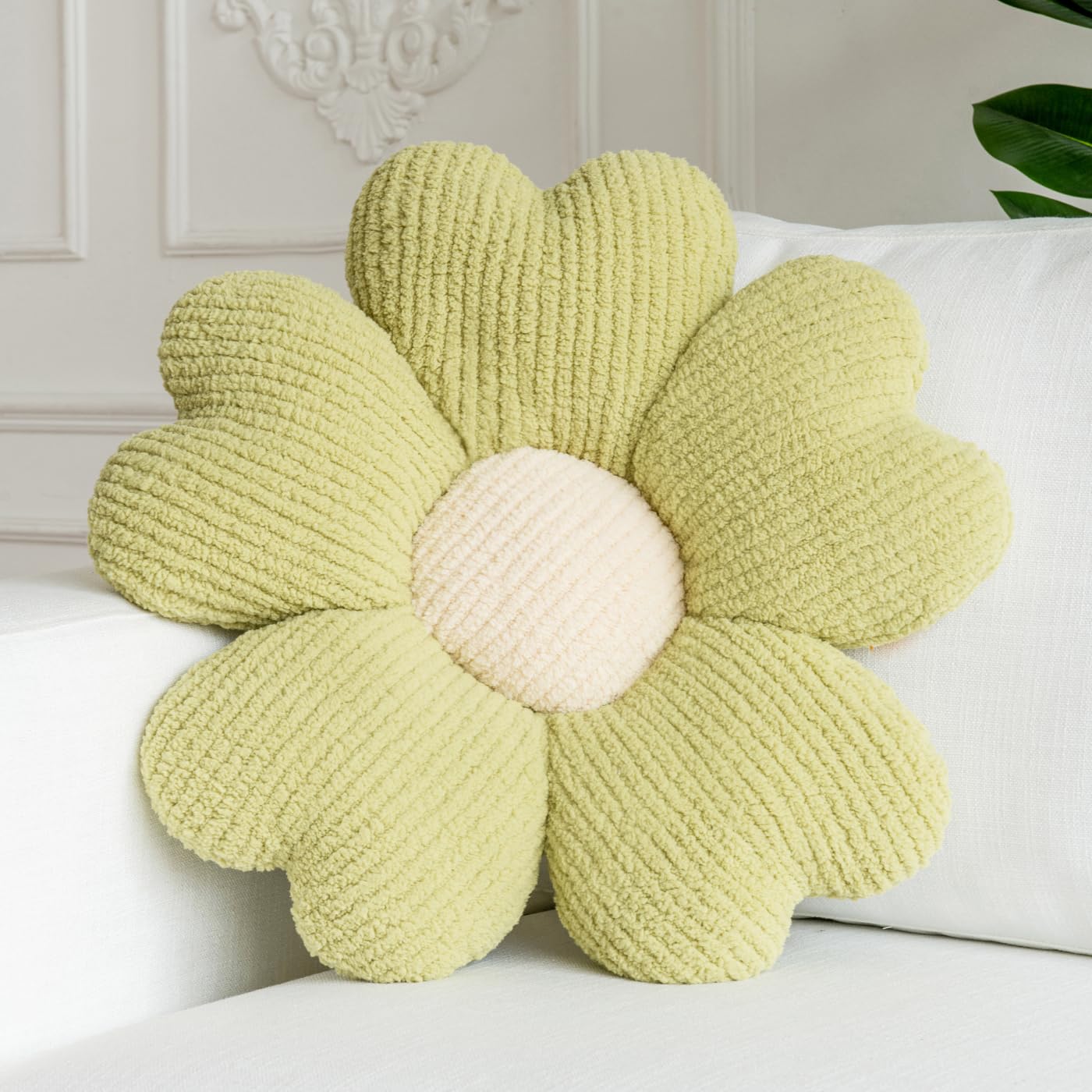 Daisy Flower Throw Pillow