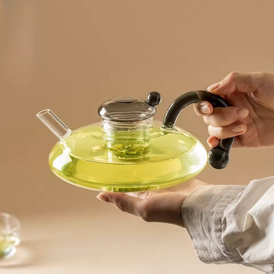 Nordic High-Borosilicate Glass Teapot | Mouse Tail Handle