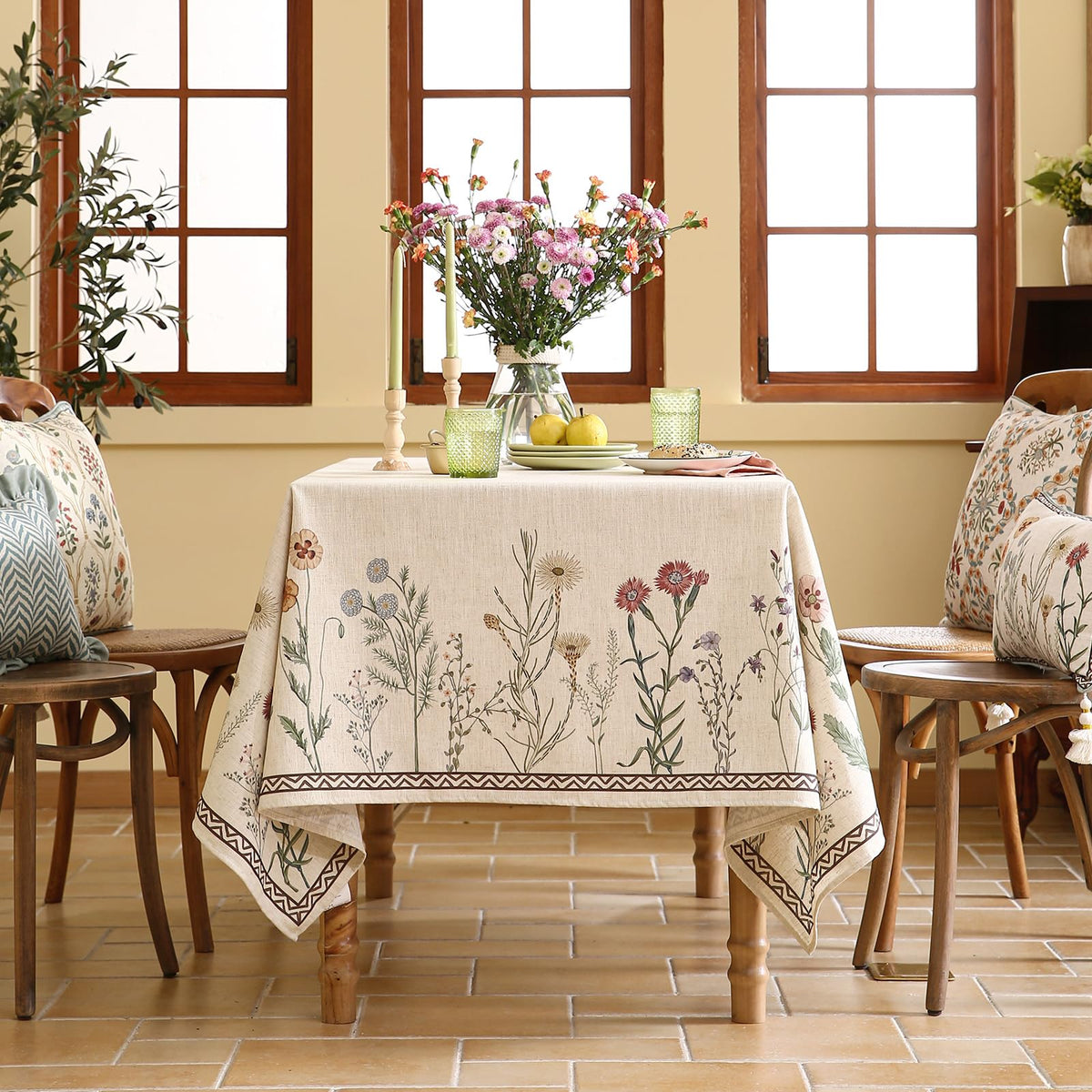 Vintage Floral Square Tablecloth