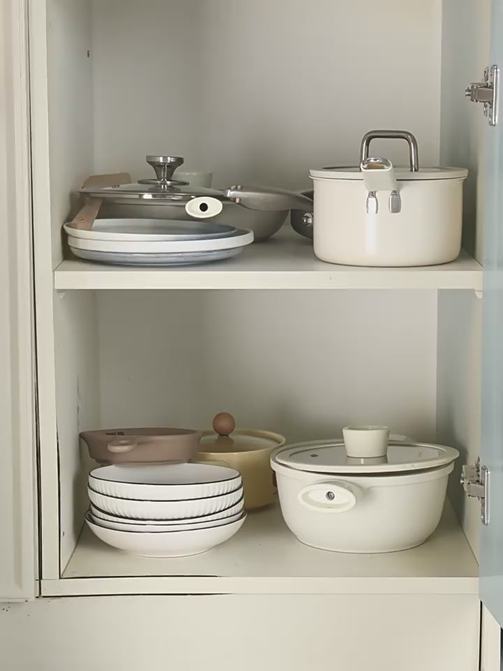 Retractable Pot Rack & Plate Organizer