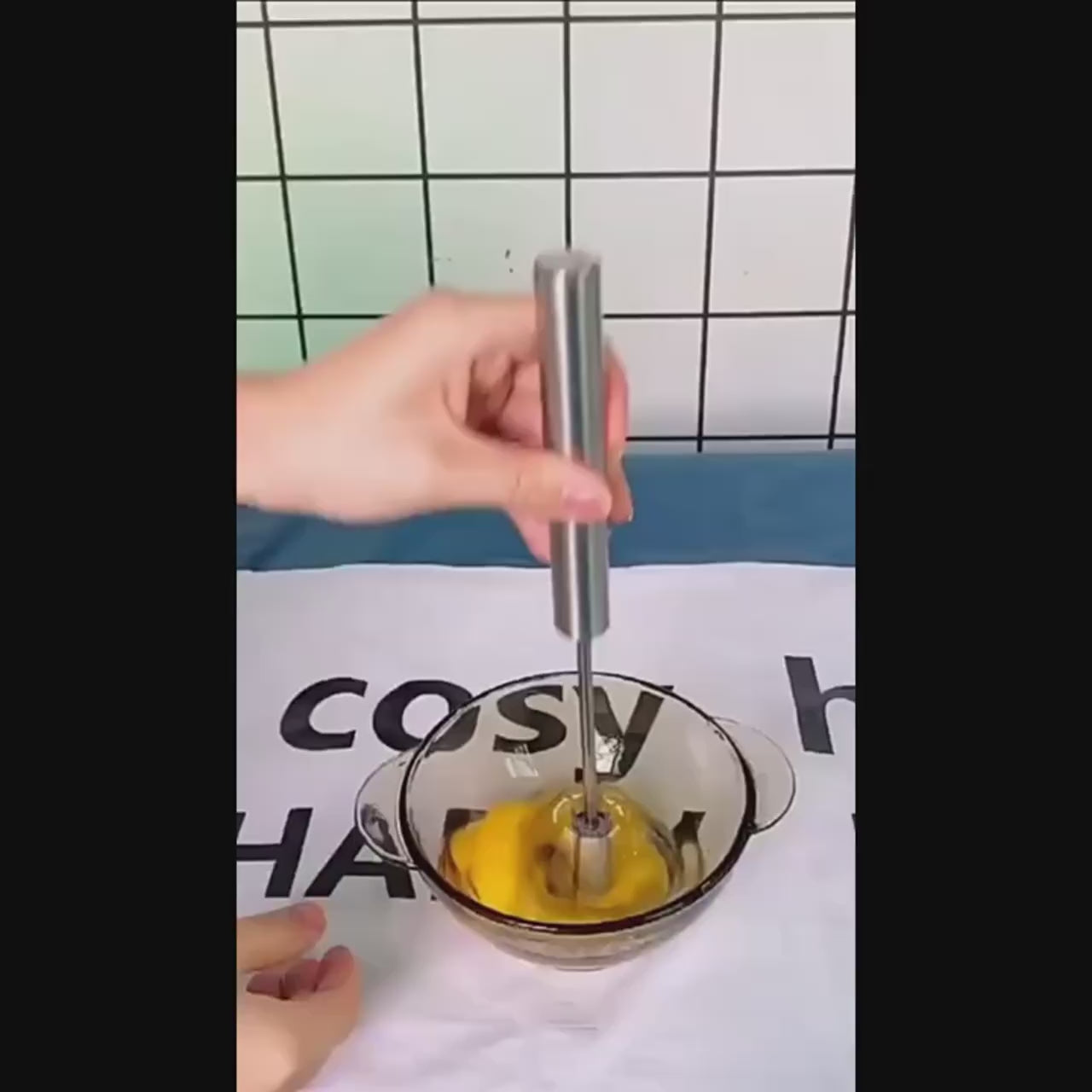 Semi-Automatic Rotary Egg Beater